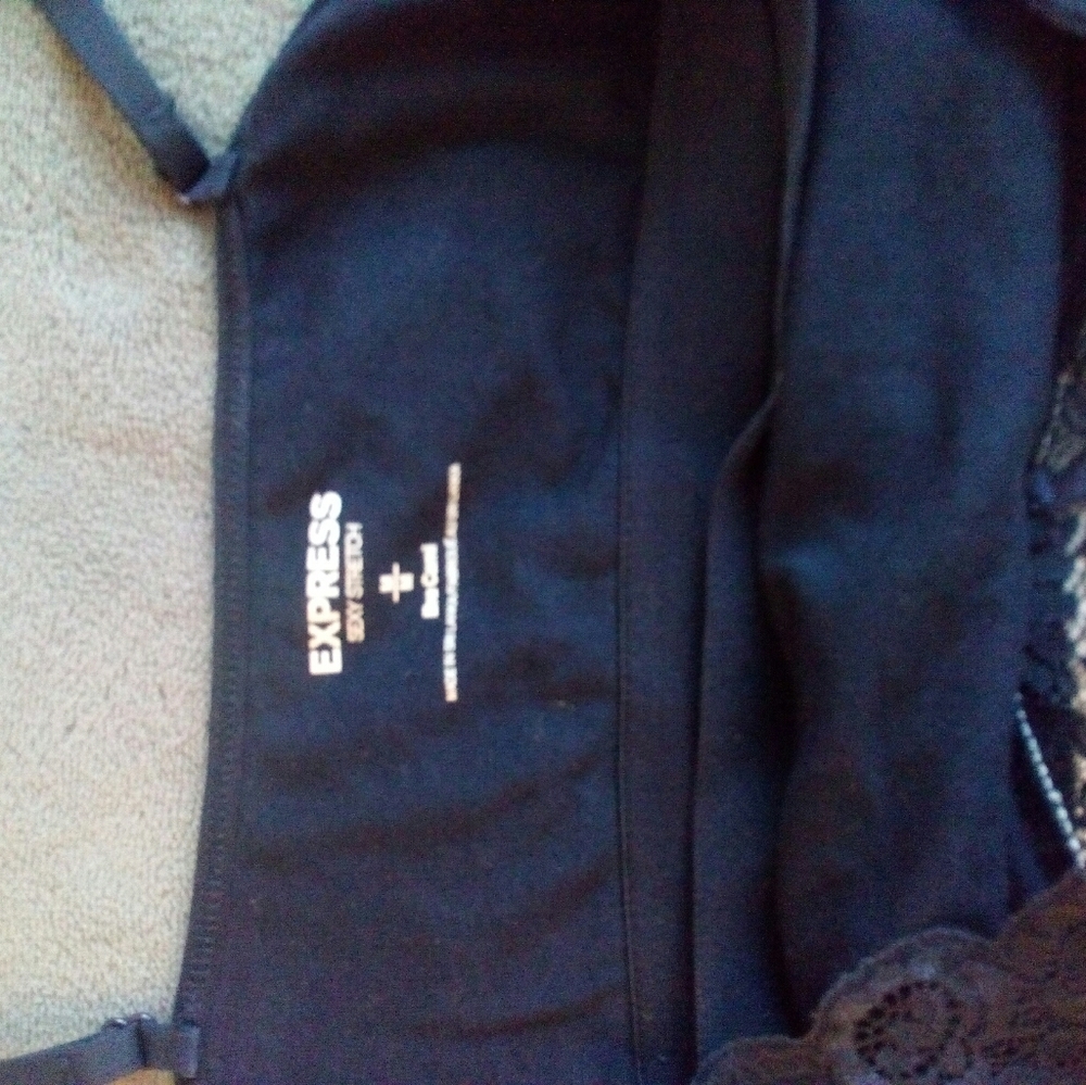 Express bra cami - Picture 2 of 4